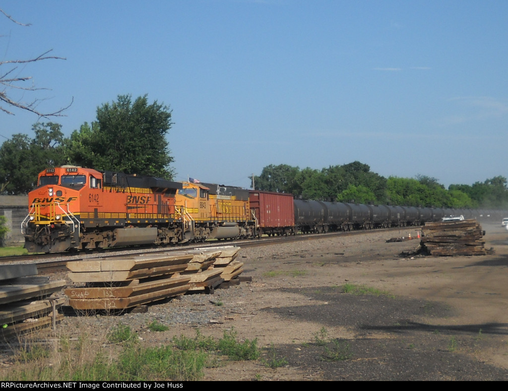 BNSF 6142 East